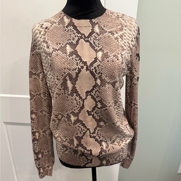 Tory Burch - Taupe & Beige Snakeskin Print Crewneck Sweater Sz S cotton/wool - Picture 1 of 7